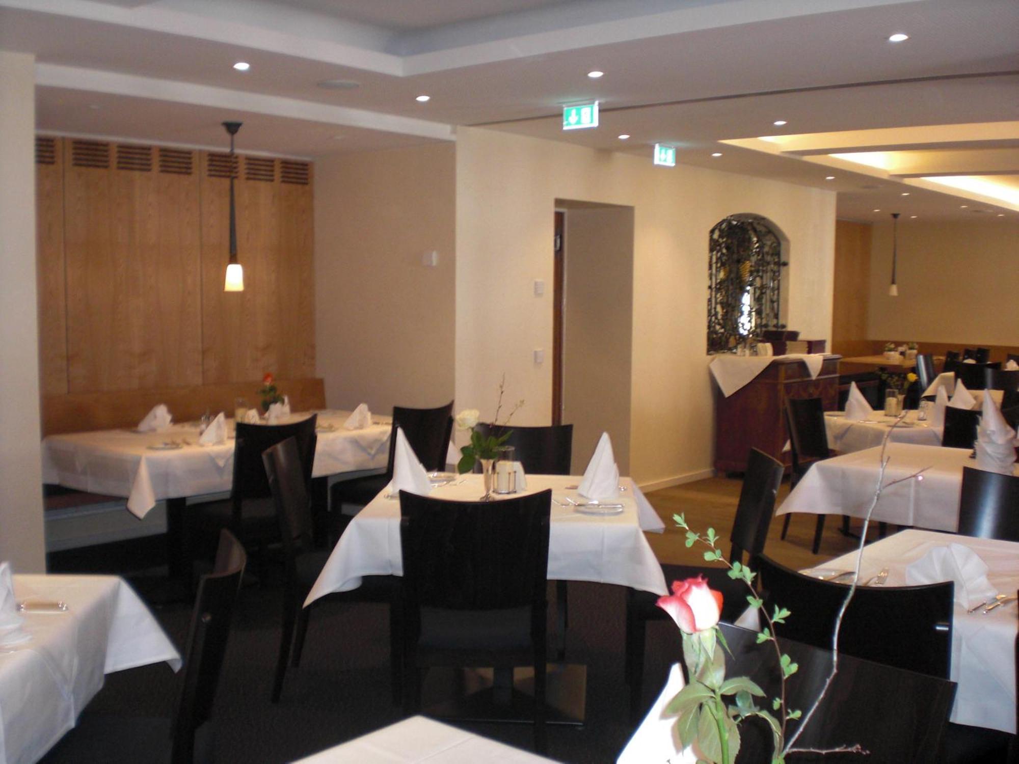 קנזינגן Hotel-Restaurant Schieble מראה חיצוני תמונה