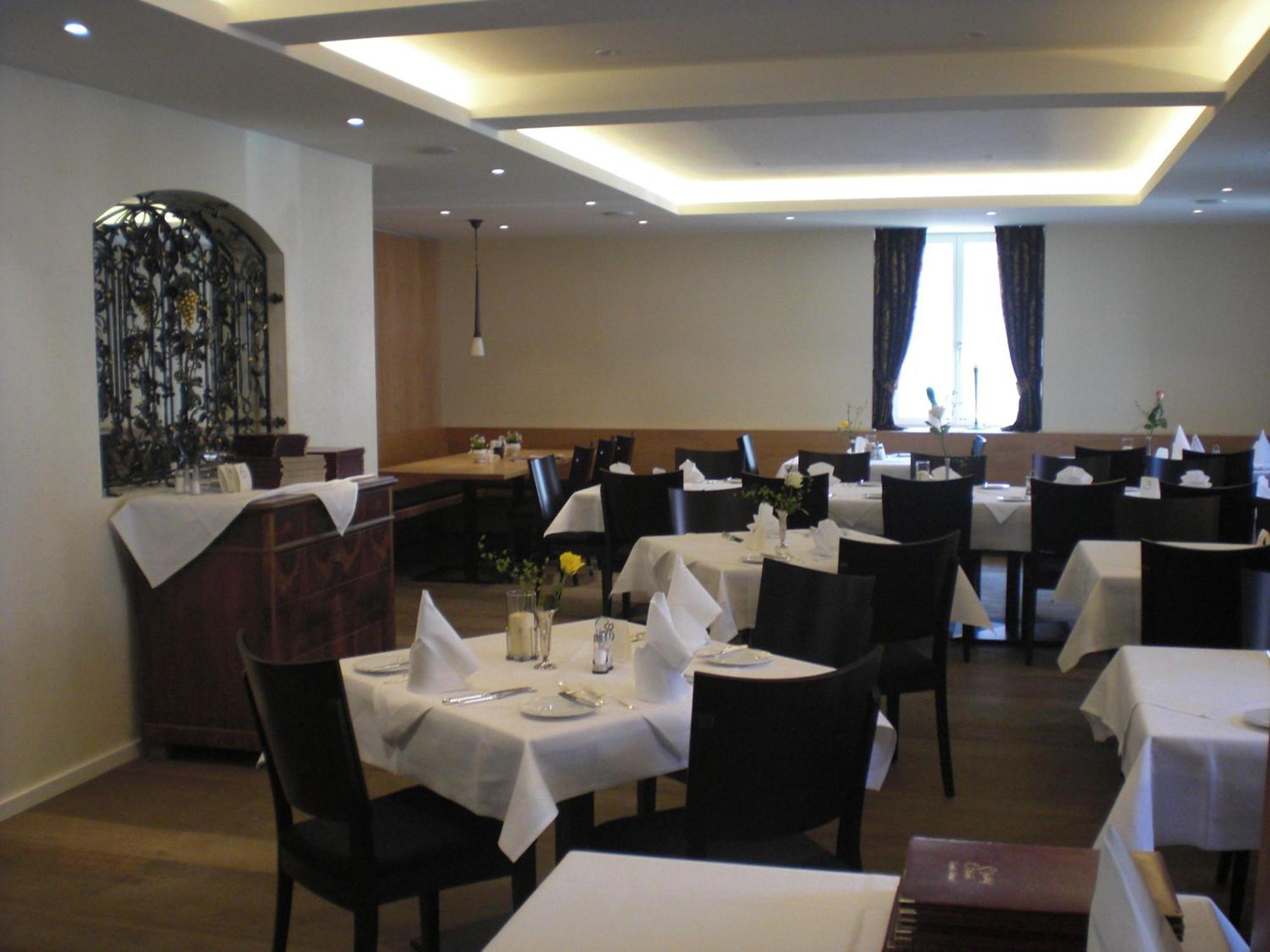 קנזינגן Hotel-Restaurant Schieble מראה חיצוני תמונה