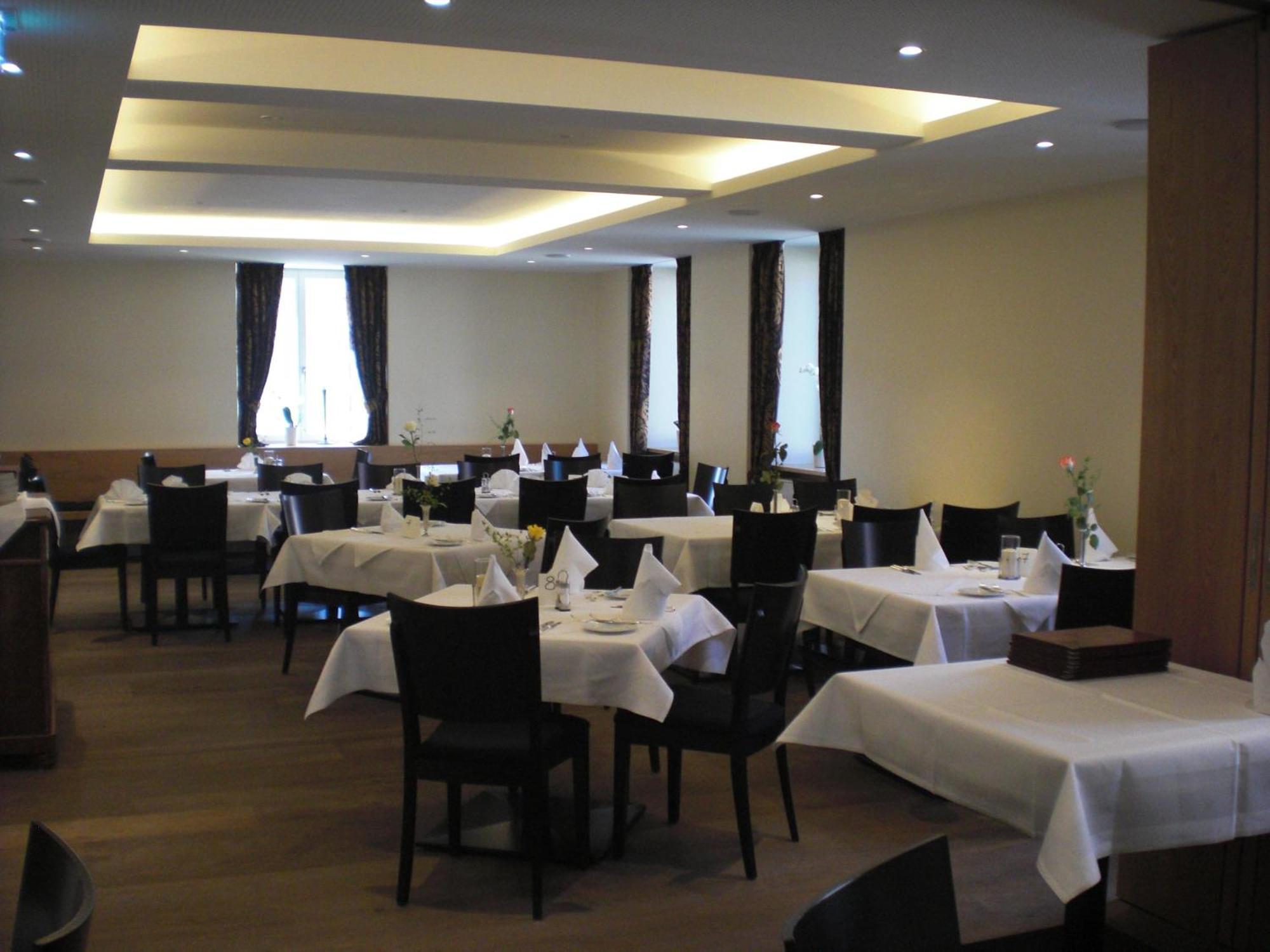 קנזינגן Hotel-Restaurant Schieble מראה חיצוני תמונה