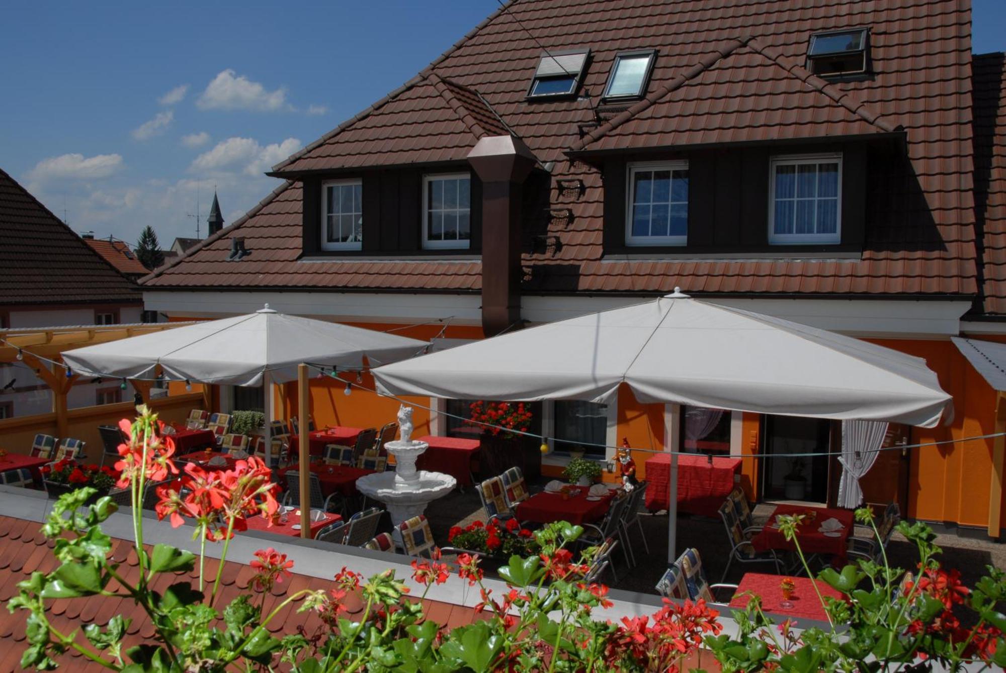 קנזינגן Hotel-Restaurant Schieble מראה חיצוני תמונה
